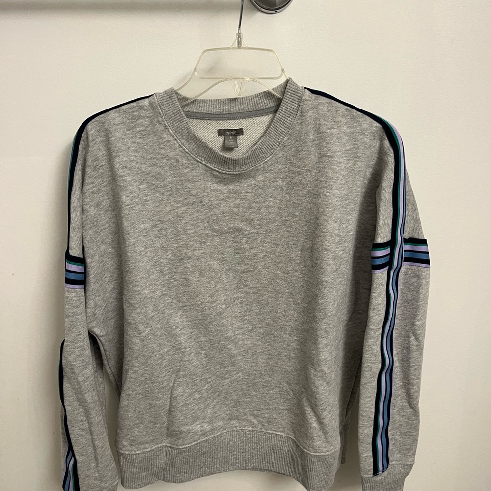 Grey Aerie Sweatshirt